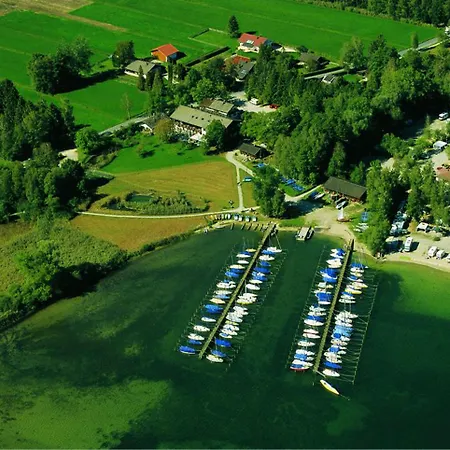 Zum Fischer Am ***s 3* Prien am Chiemsee