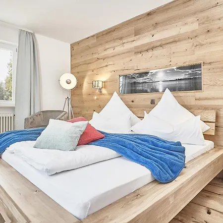 Hotel Zum Fischer Am ***s Prien